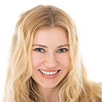 chica rubia con bonita sonrisa