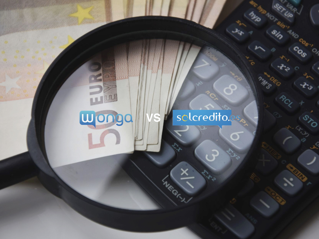 Lupa aumentando billetes y calculadora